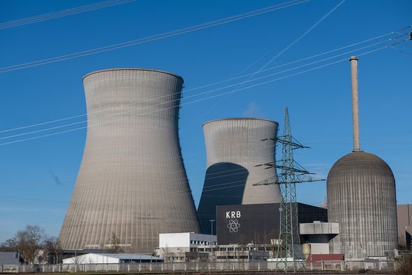 01 January 2022, Bavaria, Gundremmingen: Next to the cooling towers of the nuclear power plant stands reactor unit A. 