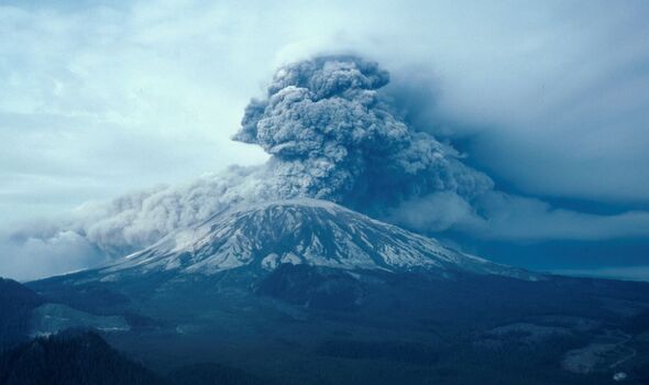 Mount St. Helens eruption